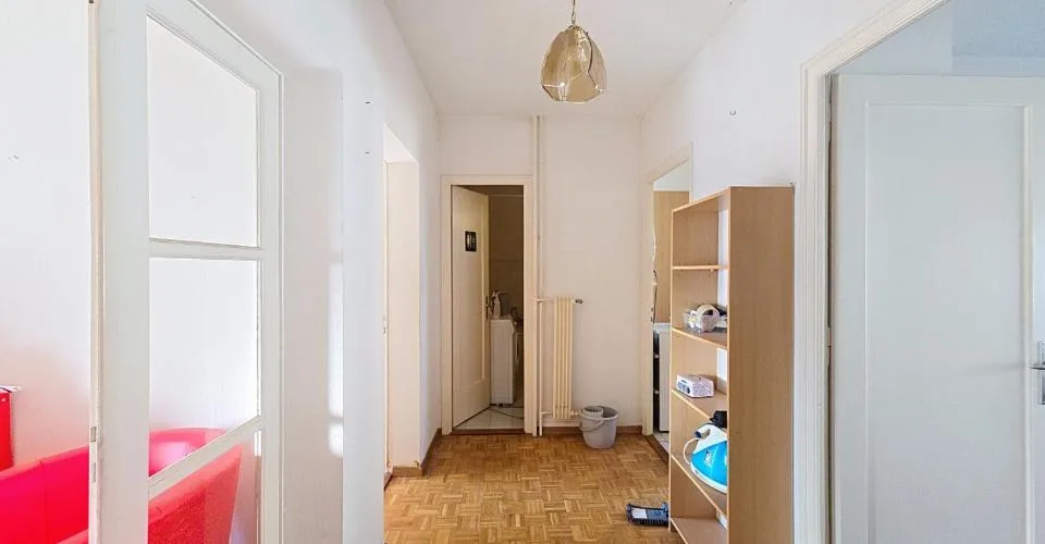 Bel appartement de 3 pièces au 2ème étage – foto 3 di 8