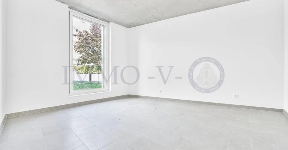 NEUF ET CONTEMPORAIN DE HAUT STANDING AVEC BALCON-TERRASSE