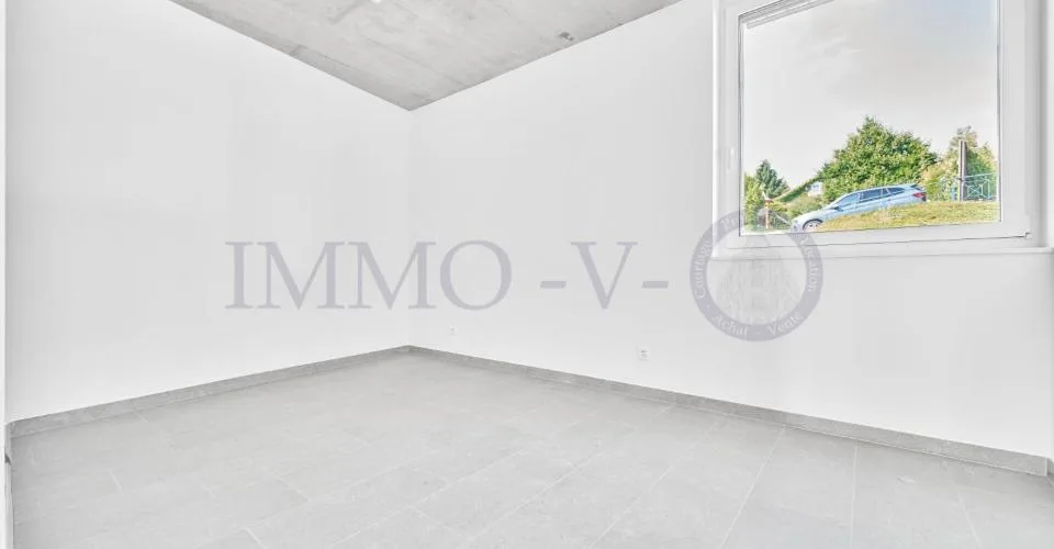 NEUF ET CONTEMPORAIN DE HAUT STANDING AVEC BALCON-TERRASSE