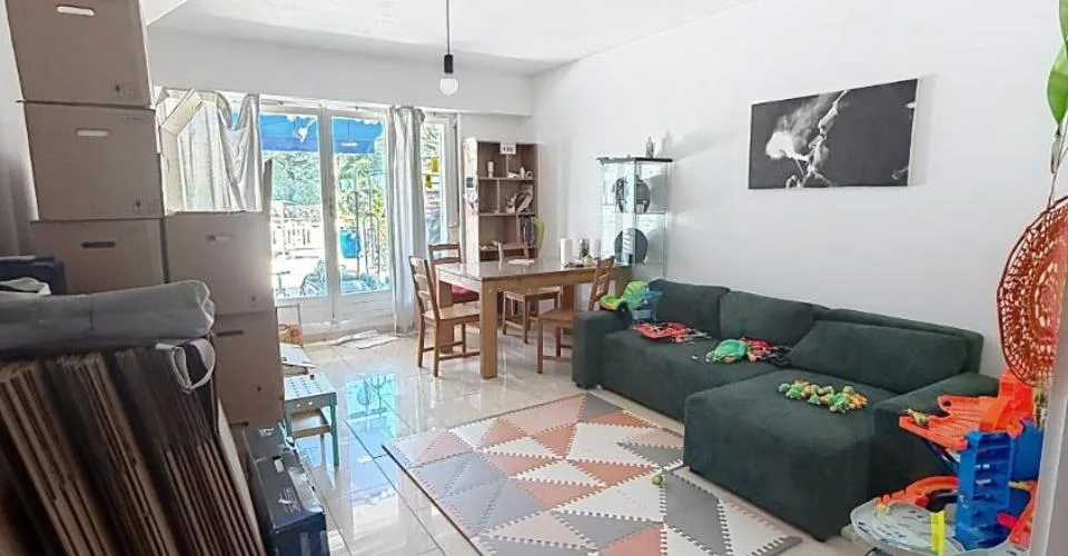 Appartement 3,5 pièces avec grande terrasse à Lutry