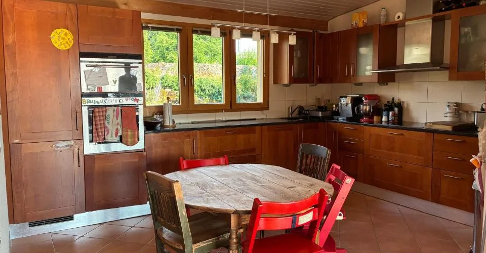 REPRISE DE BAIL – DUPLEX 5,5 PIÈCES À LA TOUR-DE-PEILZ