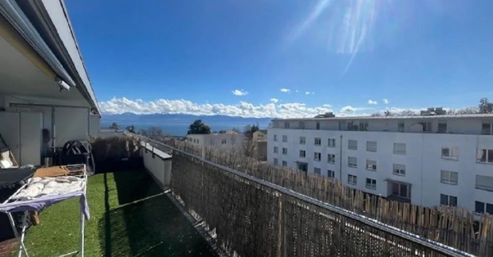 Bel appartement de 3 pièces dans les combles
