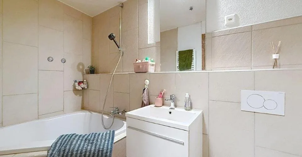 Bel appartement de 2.5 pièces au 2ème étage
