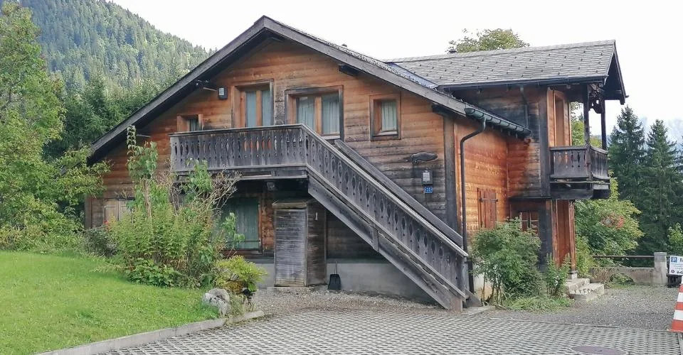 1 appartement dans ce chalet à louer à la saison d'hiver