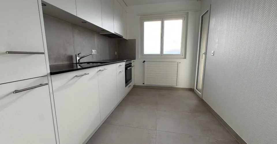 Bel appartement rénové avec belle vue sur le lac proche du centre de La Tour-de-Peilz