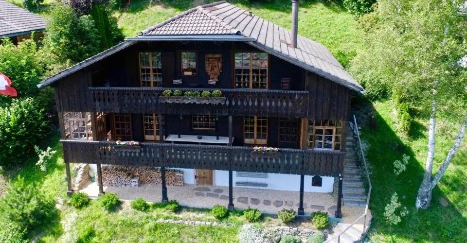 Somptueux chalet de 4.5 pièces