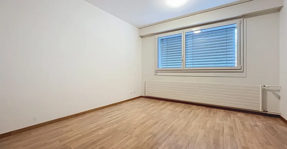 1 pièce sans balcon d'environ 29m2 - Planchette 16