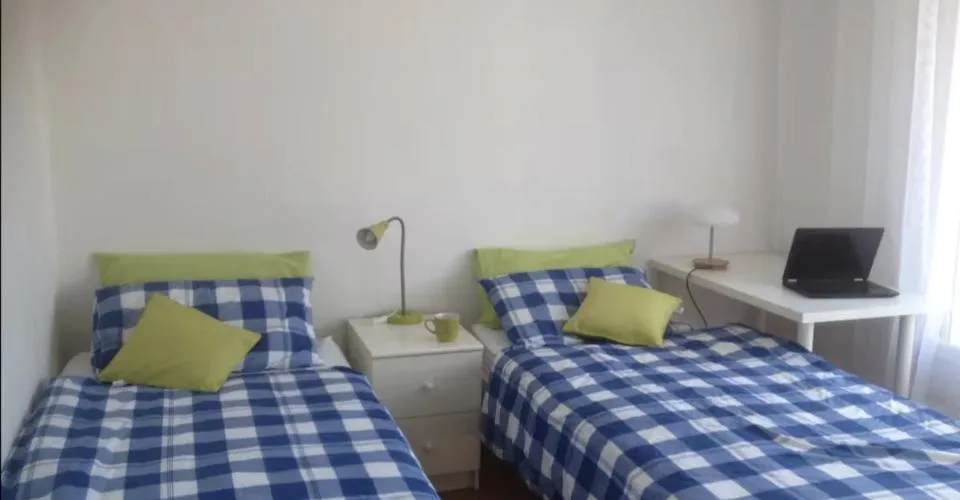 Superbe appartement meublé au bord de l'eau, au centre de Montreux – Foto 5 von 13