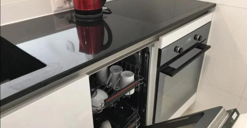 Superbe appartement meublé au bord de l'eau, au centre de Montreux – Foto 10 von 13