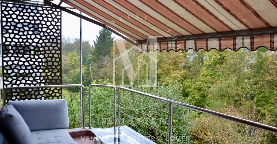 Appartement 3.5 Pièces : Votre Oasis de Confort au Cœur de Nyon