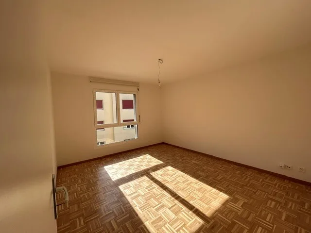 Appartement spacieux de 4 pièces au 3ème étage