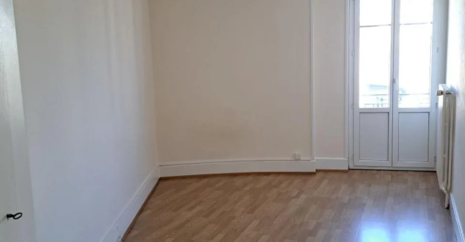 Lausanne, Chemin de Montelly 1, 2,5 p. avec balcon au 3ème