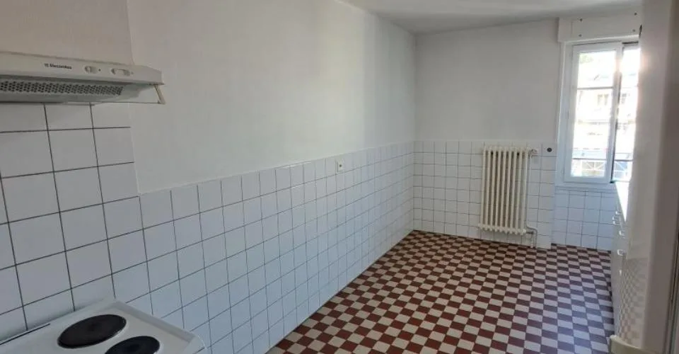 Lausanne, Chemin de Montelly 1, 2,5 p. avec balcon au 3ème