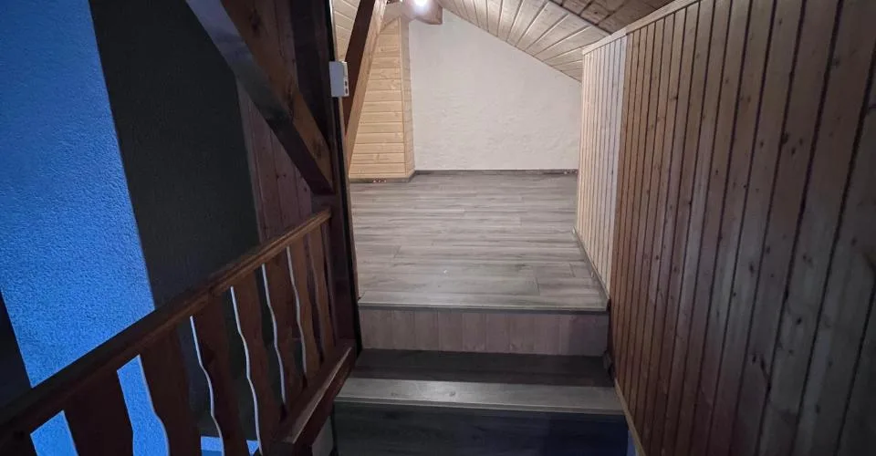 Grand appartement aux combles