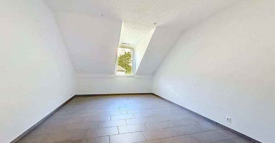 Appartement de 2.5 pièces disponible dans la commune de Chessel