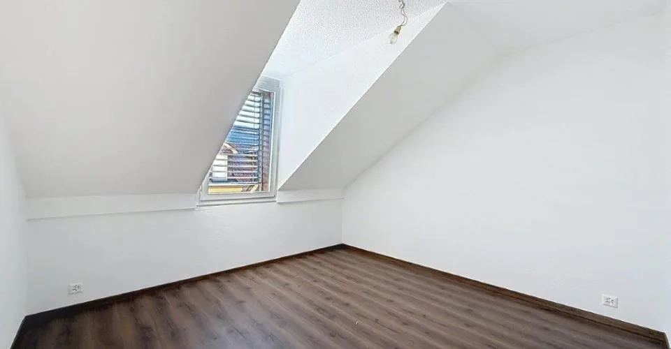 Appartement de 2.5 pièces disponible dans la commune de Chessel