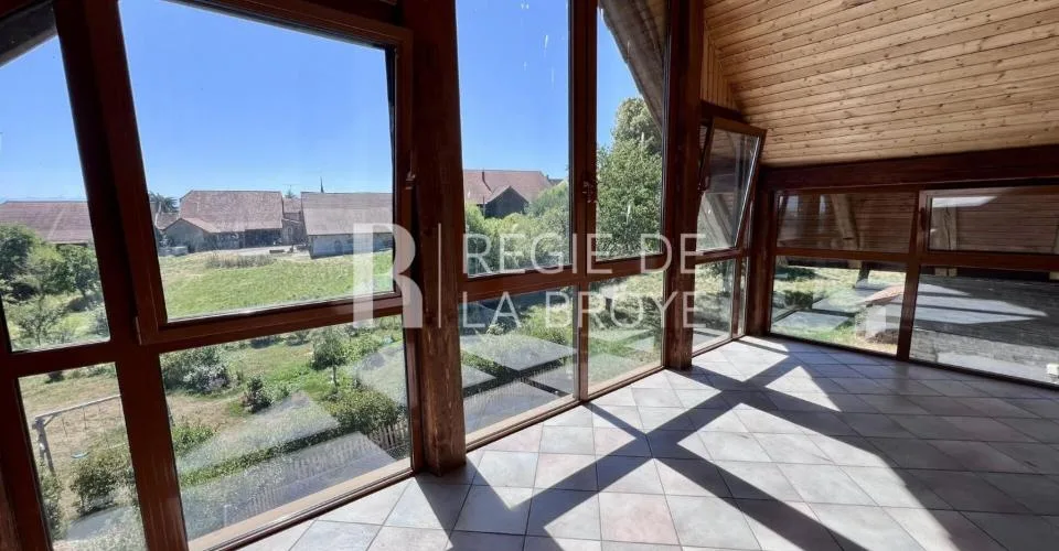 Appartement de 4.5 pièces à Champtauroz