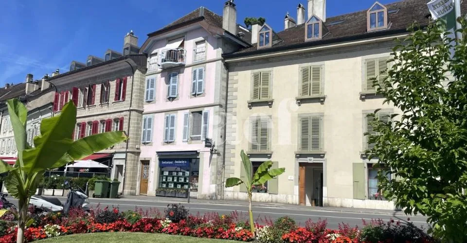 Quais de Rive - Bel appartement avec cachet de 3.5 pièces au 1er étage face au lac