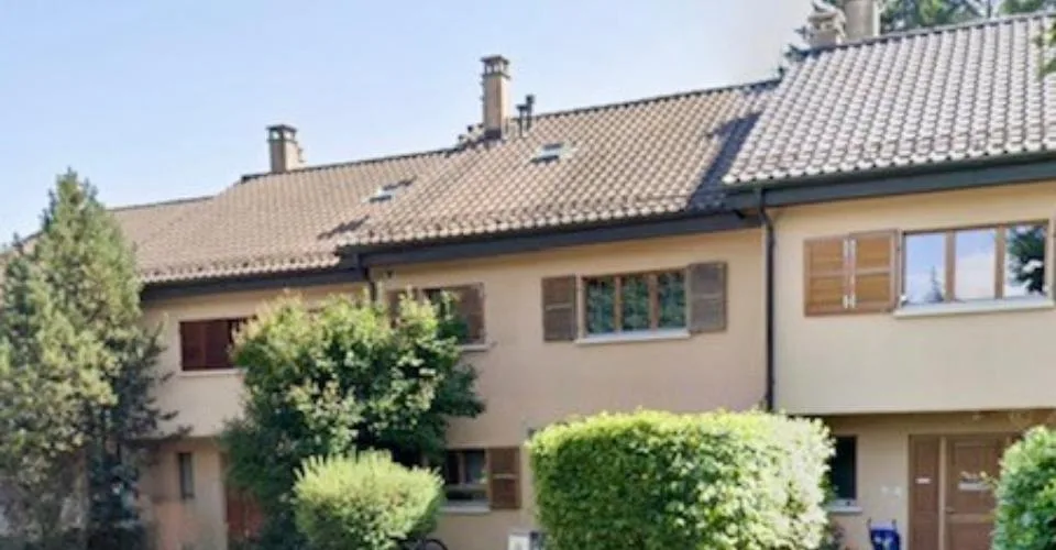 A louer - Villa contiguë avec jardin à dans les hauts de Lausanne