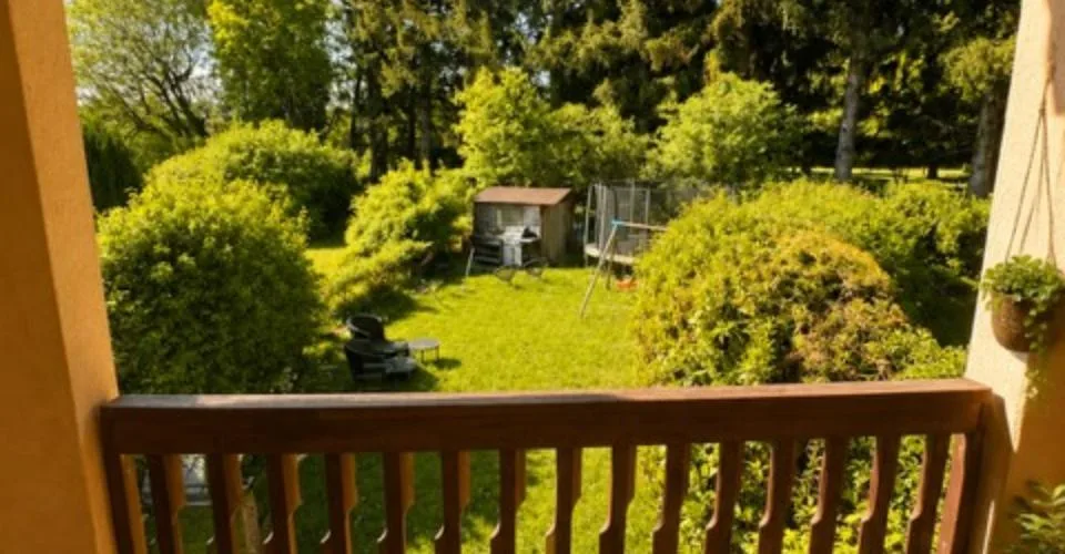 A louer - Villa contiguë avec jardin à dans les hauts de Lausanne