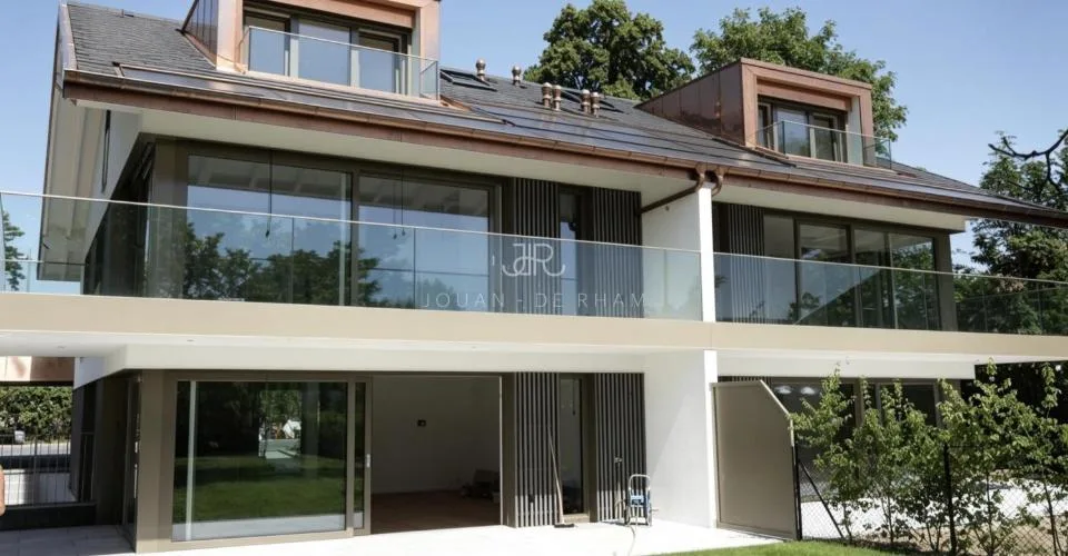 Villa jumelle neuve avec vue