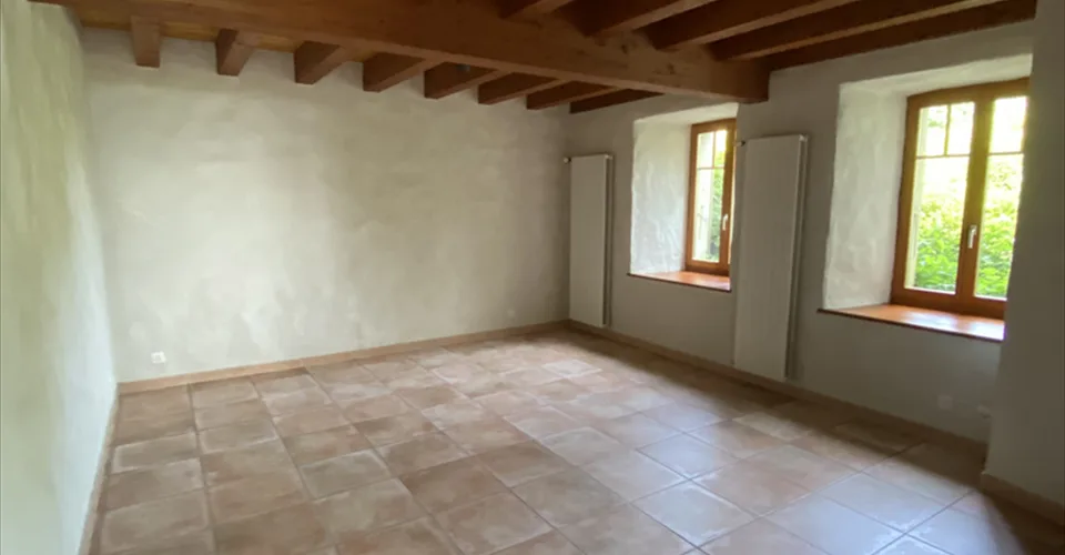 A louer, grand appartement