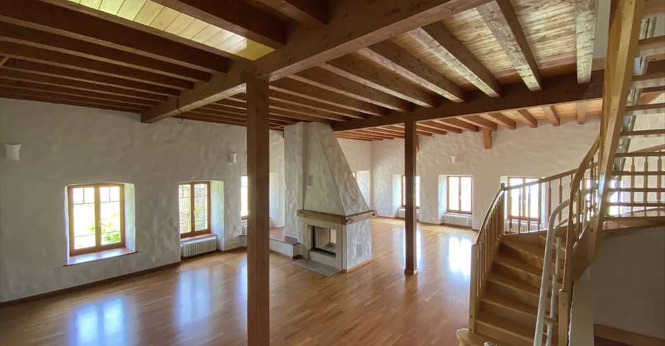A louer, grand appartement