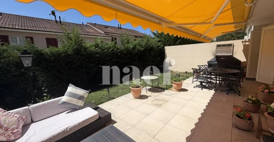 Belle villa contiguë de 6.5 pièces avec jardinet