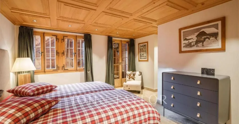 Magnifique chalet historique au coeur du village