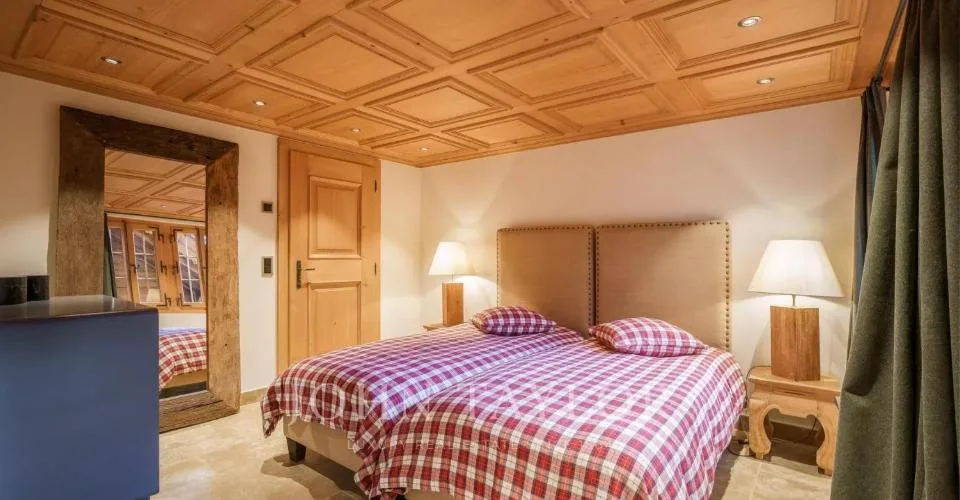 Magnifique chalet historique au coeur du village