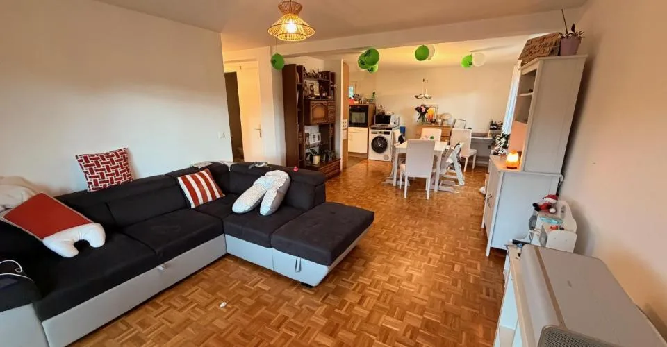 Lumineux appartement de 4.5 pièces familial, à moins de 100 mètres de l'école