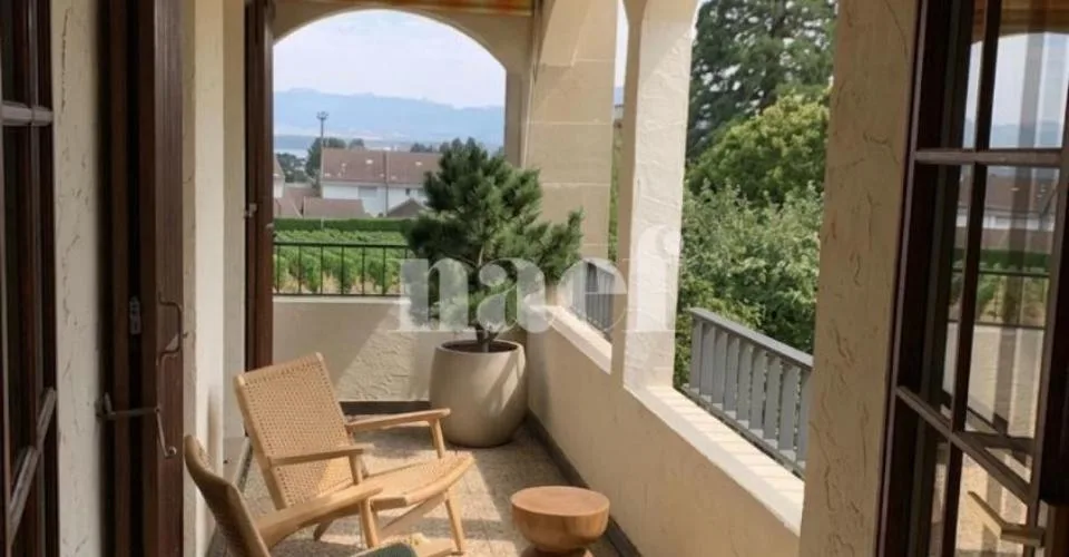 Appartement de 4 pièces au 1er étages avec balcons