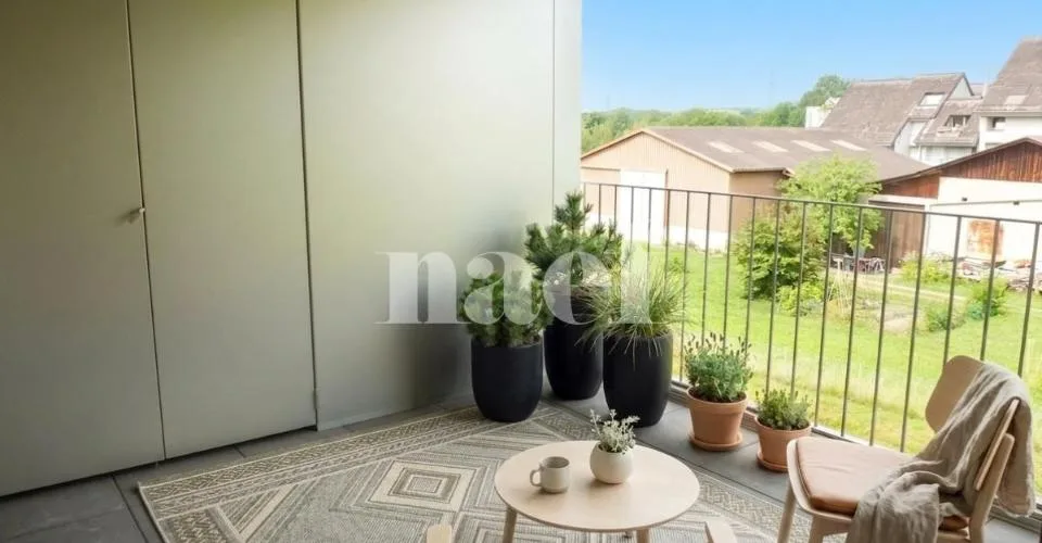 Bel appartement lumineux de 4.5 pièces au 3ème étage avec balcons