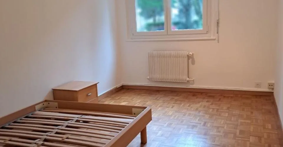 Vevey, Boulevard de Charmontey 3, agréable studio pour étudiant/e