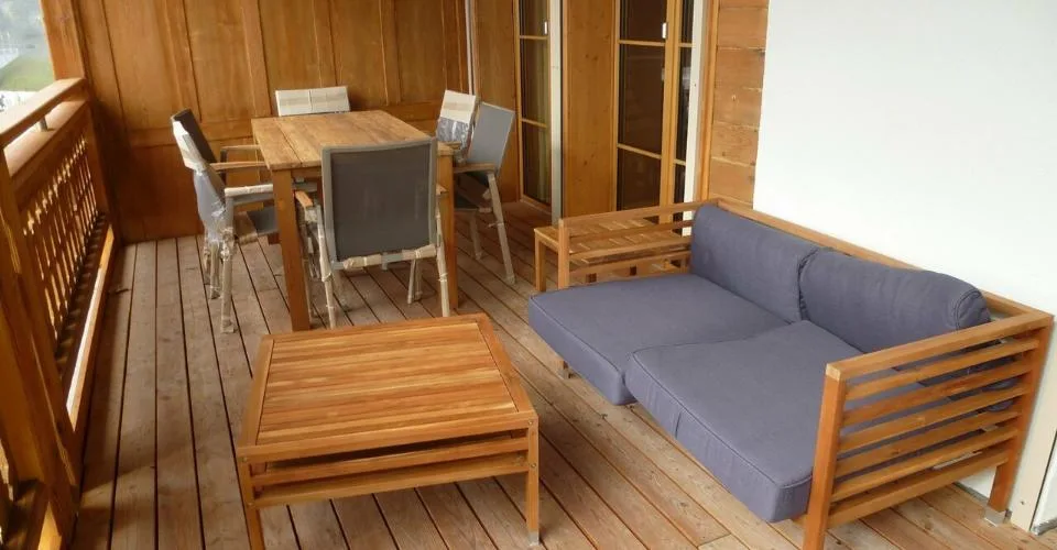 Appartement de 4.5 pièces meublé situé à 250 mètres des télécabines.