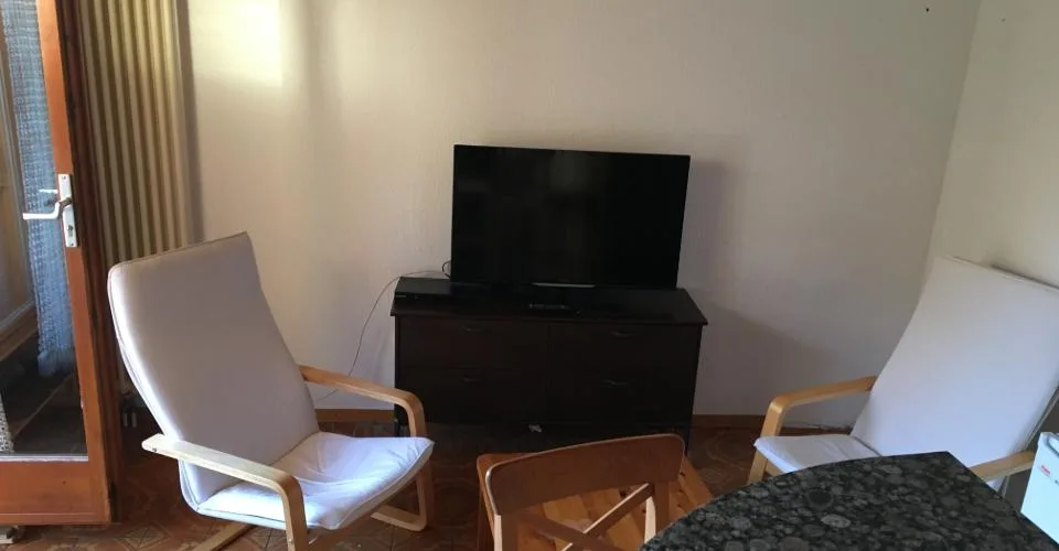 Joli studio dans environnement calme