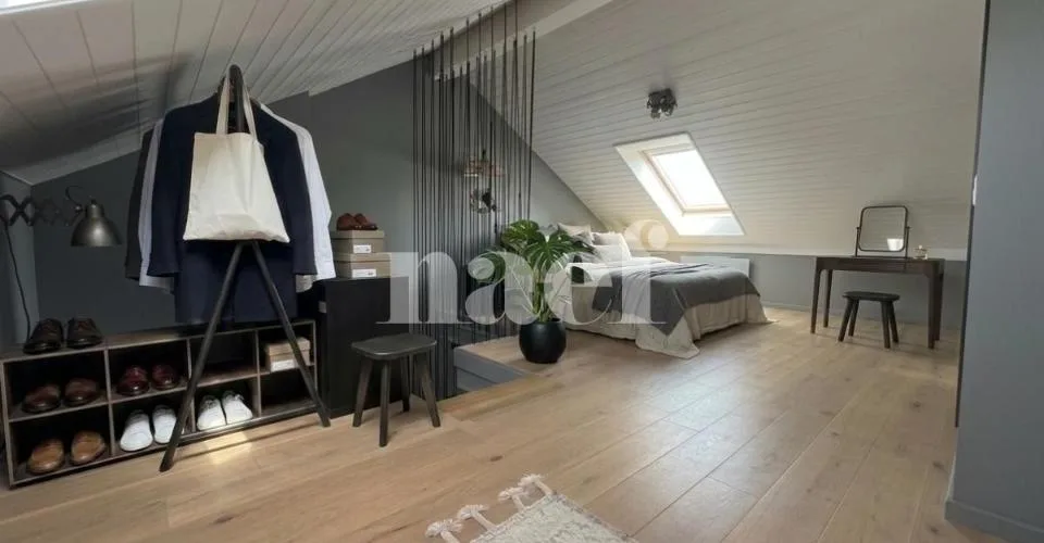Spacieux duplex de 4.5 pièces d'environ 148 m² à Founex – Vue dégagée sur le lac et les montagnes