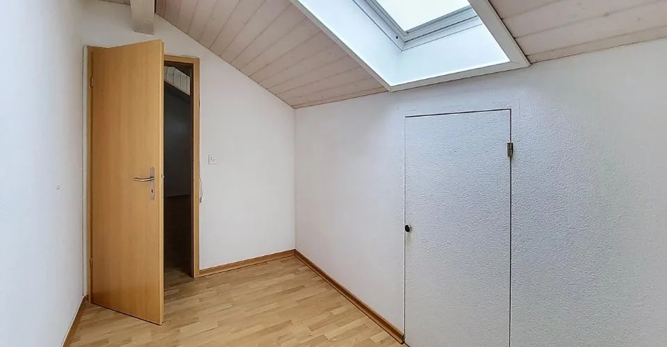 Appartement 3.5 pces de 119 m2 avec balcon à Chabrey - VD
