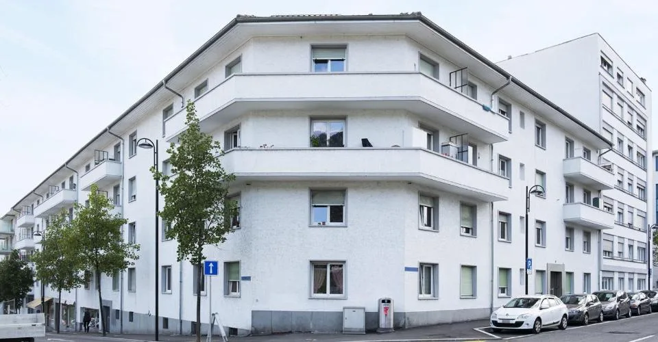 Bel appartement de 2 pièces au 2ème étage d'environ 54m2