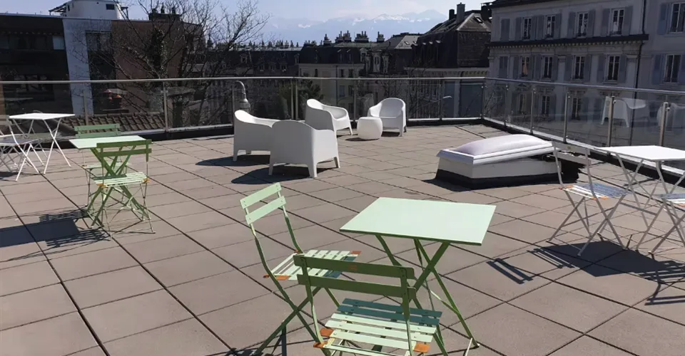 Appartement confortable et central d'une chambre avec terrasse sur le toit, Lausanne !