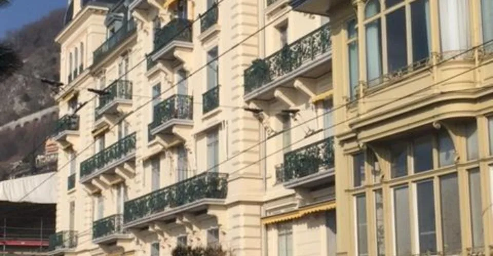 Studio rafraichi au 4ème étage avec une jolie vue sur le lac Léman