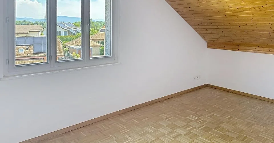 Spacieux duplex de 5.5 pièces au coeur de Crassier