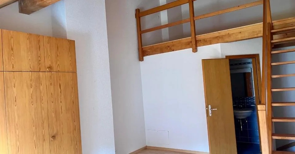 Bel appartement de 4.5 pièces au 1er étage avec un balcon
