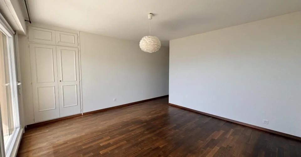 Magnifique appartement de 4,5 pièces avec vue dominante sur le lac