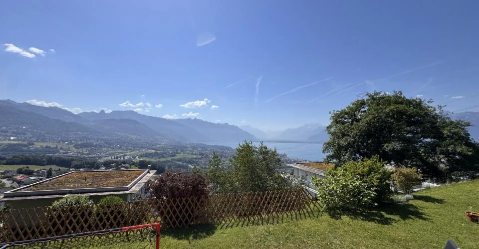 Magnifique appartement de 4,5 pièces avec vue dominante sur le lac