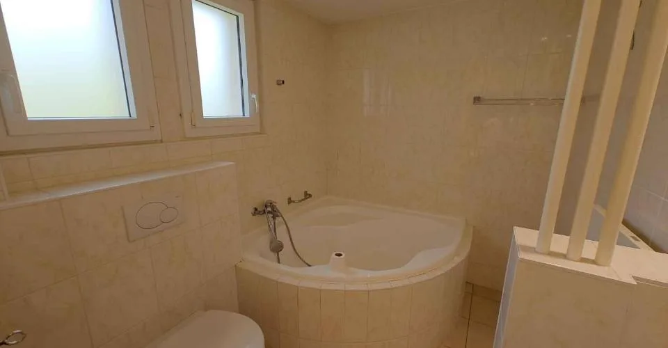 Joli appartement de 4,5 pièces avec vue sur le lac – Foto 4 von 4