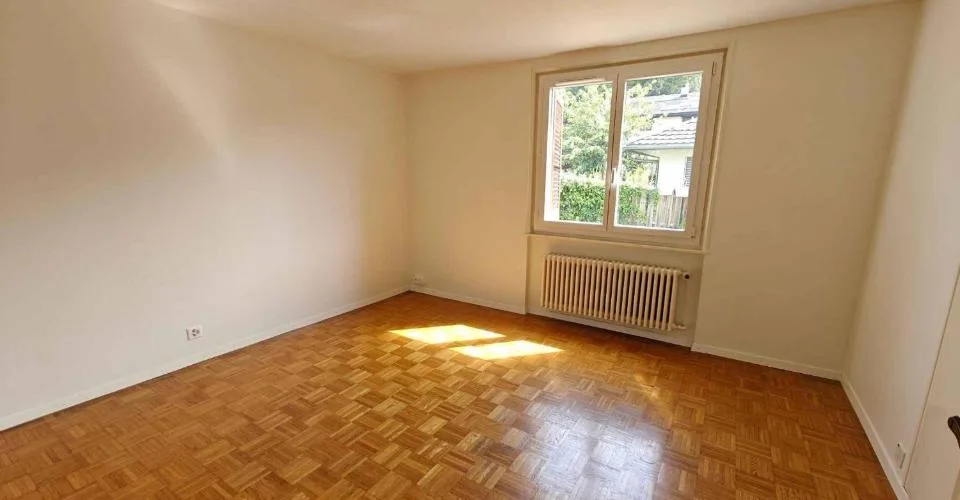 Joli appartement de 4,5 pièces avec vue sur le lac – Foto 3 von 4