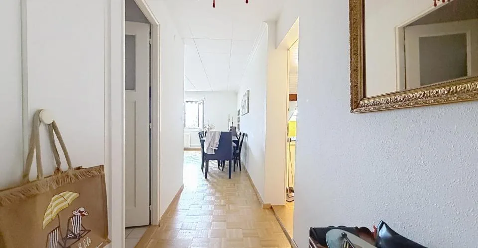 Bel appartement de 2.5 pièces proche du centre-ville