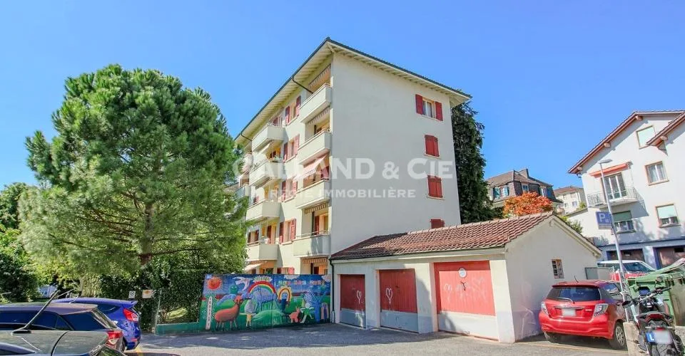 Appartement 1 pièce au 2ème étage