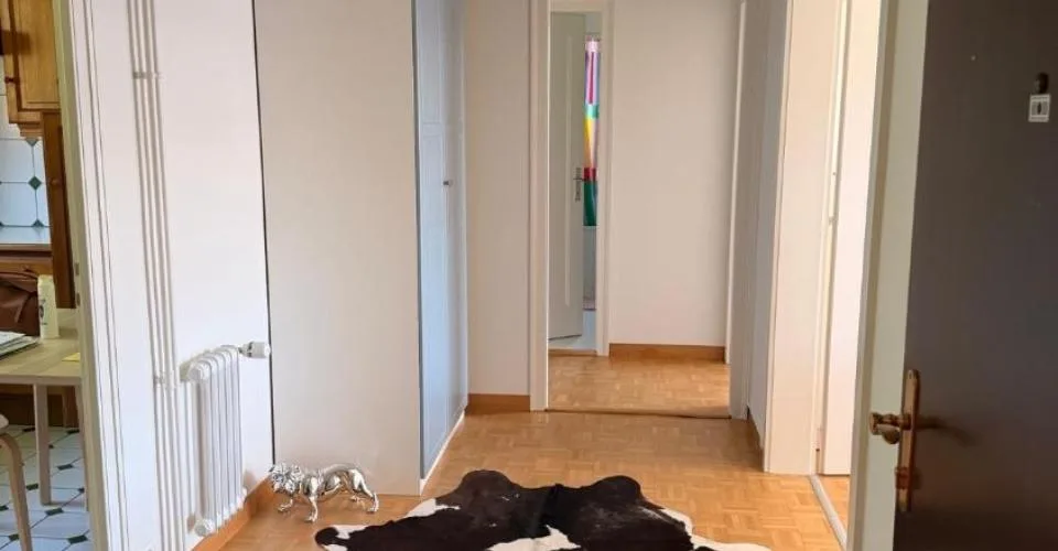 Bel appartement au coeur de la ville de Lausanne de 3.5 pièces au 1er étage (meublé et d'une durée d'une année)